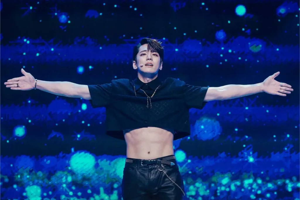 Kim Min Kyu Jaw-Dropping Chocolate Abs Exposed In “The Heavenly Idol”