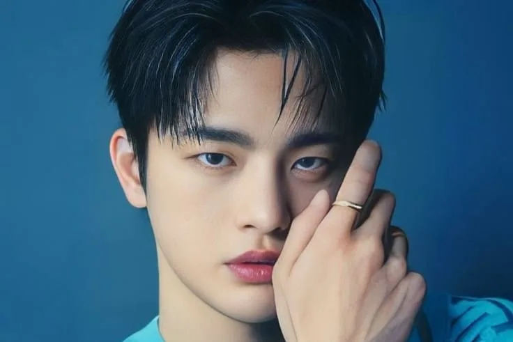 Seo In Guk discloses he got bullied due to his eyes
